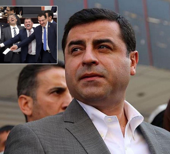 Selahattin Demirtaş'tan '23 Nisan' paylaşımı: Yeni Parlamento'nun aynı ruhla, ayırımsız çalışarak çözüm üreteceği inancıyla...