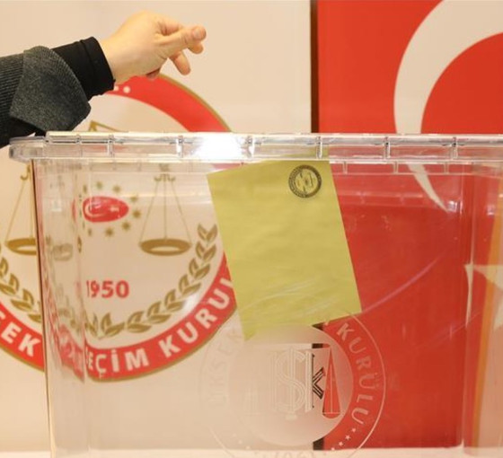 14 Mayıs seçimleri: Eski kimlikle oy kullanılabilecek mi?