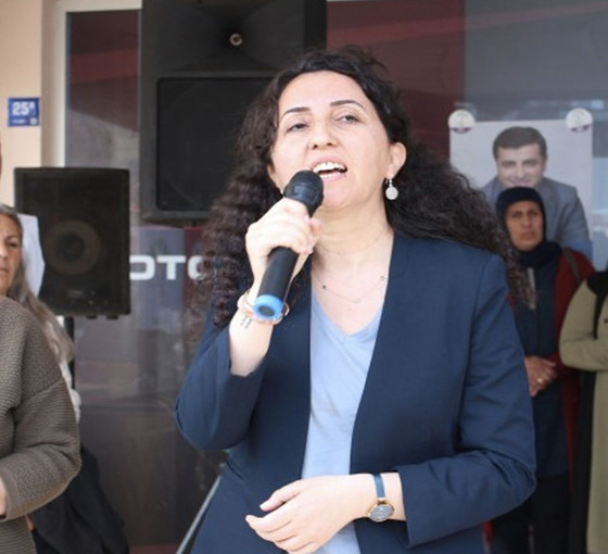 Ebru Günay: Ege bölgesinde hızlı bir şekilde yükselen bir oy hattımız var