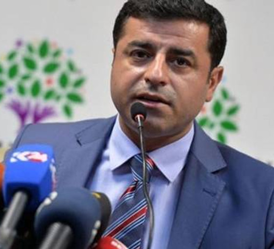 Demirtaş'tan Diyarbakır tepkisi: Saray, Soylu, Bozdağ ortak yapımı kumpas olduğundan herkes emin olabilir