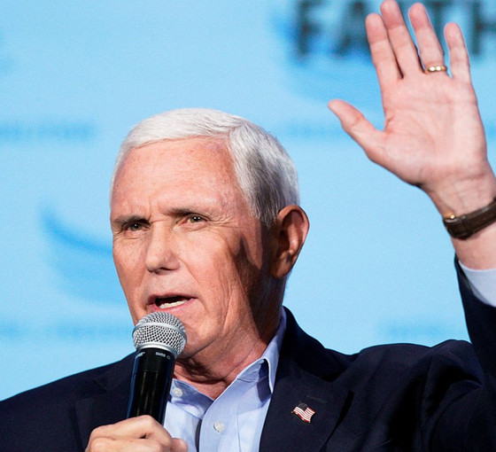 ABD tarihinde bir ilk: Mike Pence, Trump ile ilgili yürütülen soruşturmada ifade verdi