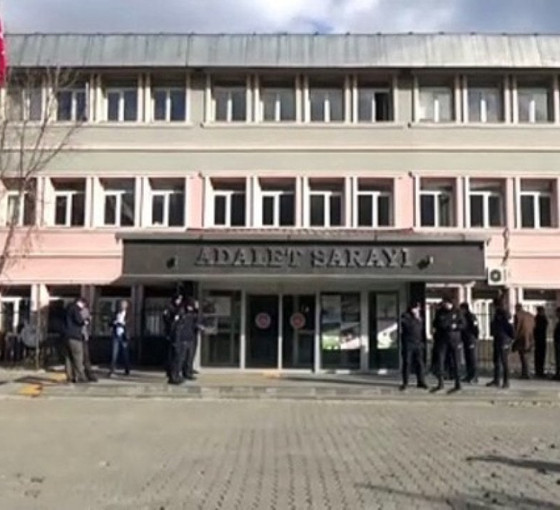 Muş mitinginin ardından gözaltına alınan iki genç tutuklandı