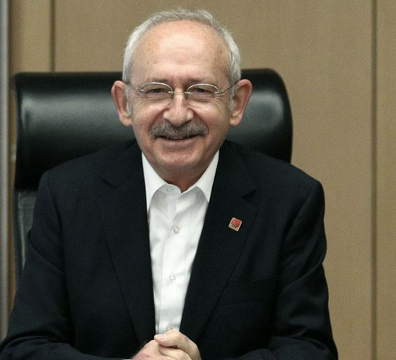 Kılıçdaroğlu'ndan çağrı: Demokrasi bileti uygulamasıyla öğrencilere destek olabilirsiniz