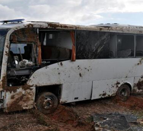 Kayseri'de cezaevi nakil aracı devrildi: 1 ölü, 13 yaralı