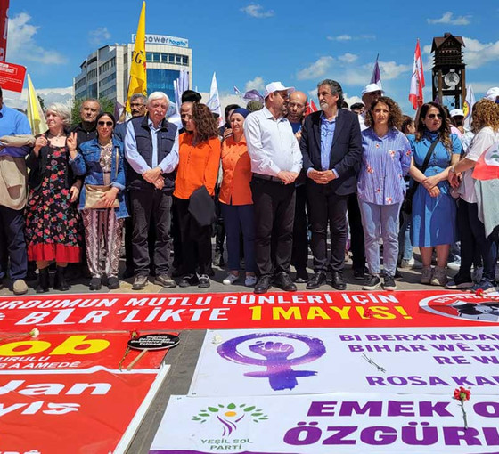 Emekçiler Dağkapı Meydanından seslendi: 2024’ün 1 Mayıs’ını AKP-MHP iktidarı olmadan kutlayacağız
