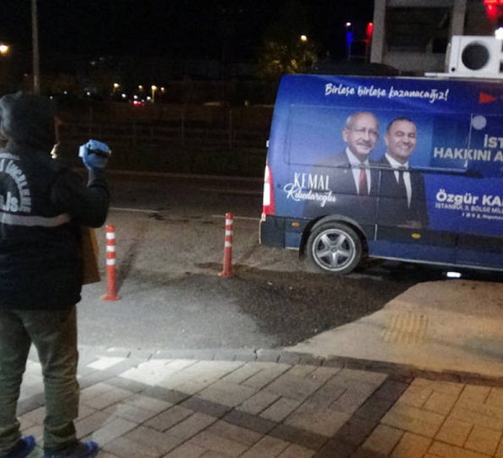 Silivri'de CHP'nin seçim aracı yandı: Kundaklama şüphesi var