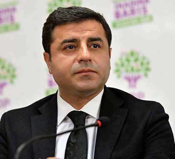 Demirtaş'tan Kars çağrısı: İki vekil göndermeye hazır mısınız?