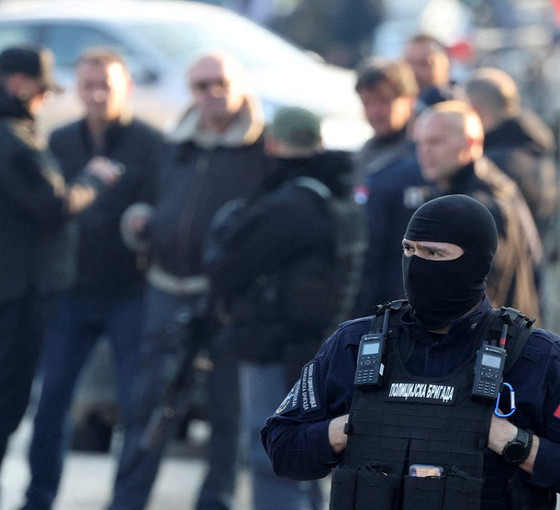Sırbistan'da iki günde ikinci toplu silahlı saldırı: Belgrad yakınlarında sekiz kişi öldürüldü, 14 yaralı