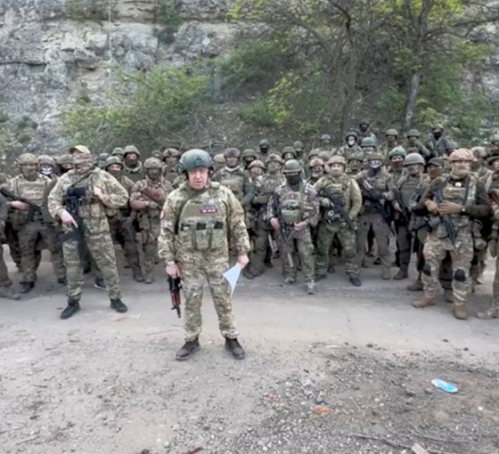 Wagner kurucusundan küfürlü video: '10 Mayıs'ta Bahmut'tan çekiliyoruz'