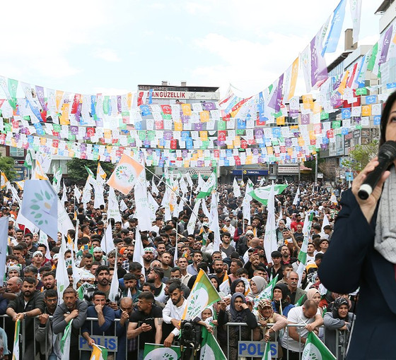 Pervin Buldan Iğdır'da konuştu: Gün küsme, darılma ve evde oturma zamanı değil, faşizme kaybettirme zamanıdır