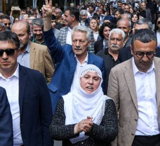Reuters Diyarbakır'dan yazdı: Kürtlerin değişim isteği artıyor