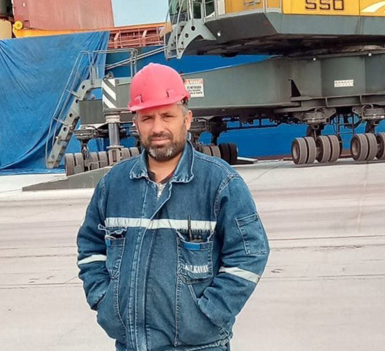 Gemi çalışanı işçi denizde ölü bulundu