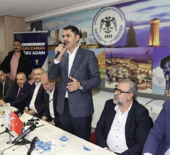 Bakan Kurum Erzurum'daki saldırıyı savundu: Şov yapmaya gidersen millet de seni başının üstünde taşımaz
