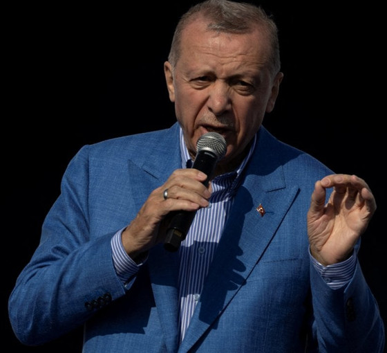 Erdoğan'dan tehditkâr seçim mesajı: Gerektiğinde 15 Temmuz gecesi olduğu gibi hayatımız pahasına...