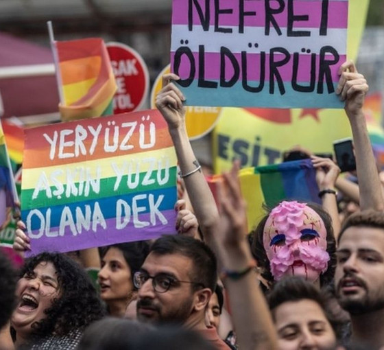 LGBTİ+’lardan seçim kampanyalarındaki nefret diline yanıt: LGBTİ+’lar ‘kurban’ olarak seçildi