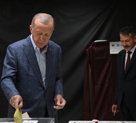 Oy verme işlemi sona erdi: Erdoğan'dan ilk mesaj