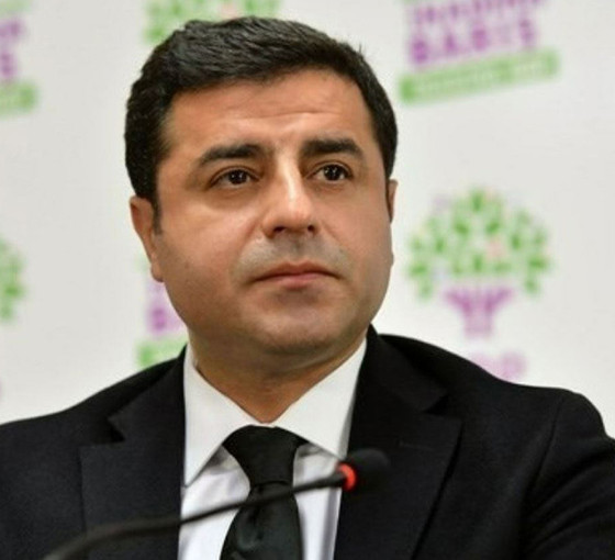 Demirtaş'ın avukatları: Yeniden hükümlü yapılarak olası AYM kararının önüne geçilmesi amaçlandı