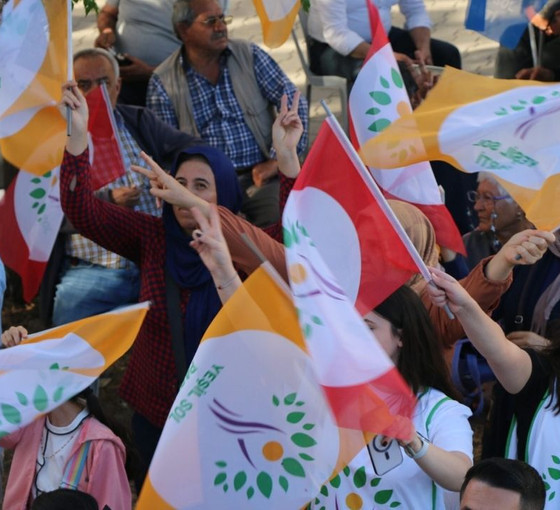 HDP Avrupa Temsilcisi Devriş Çimen: HDP’nin desteğiyle Erdoğan’ın yenilmezlik miti darbe aldı