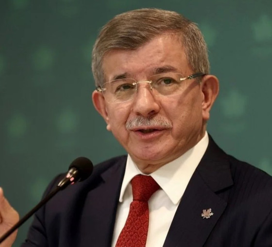 Davutoğlu'ndan depremzedeleri hedef gösterenlere tepki: Kardeşlerimizi incitmeye kimsenin hakkı yok