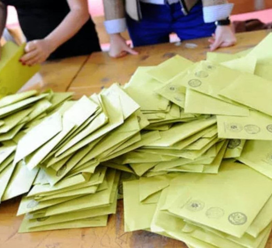 Diyarbakır'da 13 sandıkta Yeşil Sol Parti oyları MHP’ye yazıldı