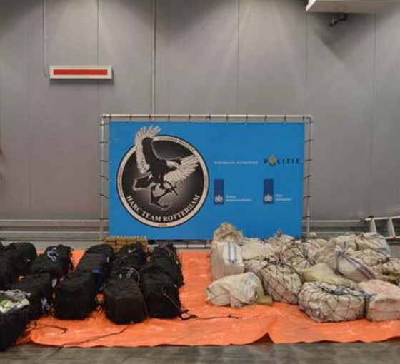 Türkiye’den Hollanda’ya gönderilen 1124 kilo kokaine el kondu