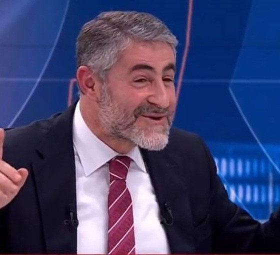 Eski Hazine ve Maliye bakanının soyadı giysi markası oldu