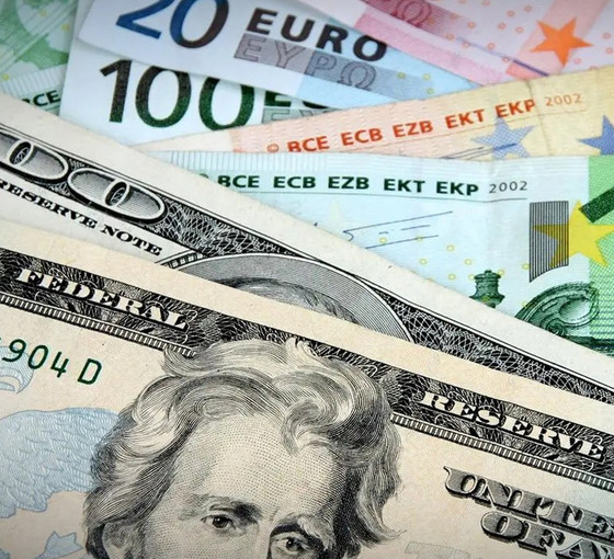 Dolar haftaya rekorla başladı