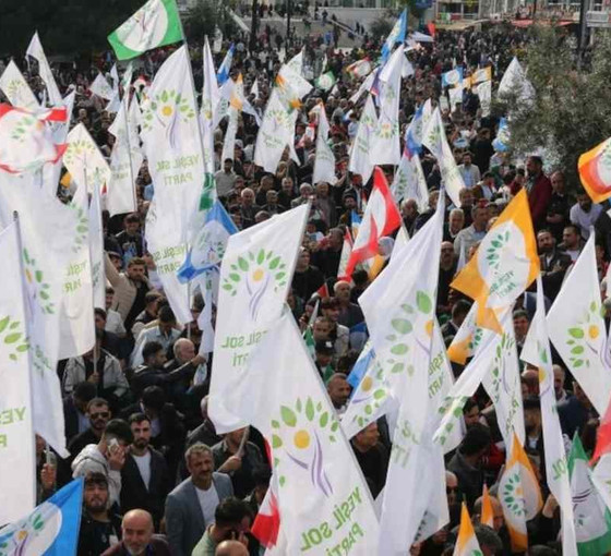 Araştırmacı Ruhavioğlu'ndan 'Kürt Siyaseti İçin Hasar Tespit Raporu'