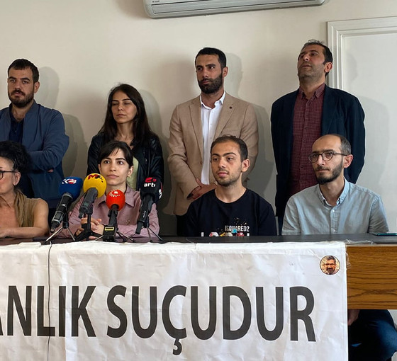 'Halay' gözaltısı: 'Hastaneye kadar işkence gördük, darp raporu almamak için tehdit edildik'