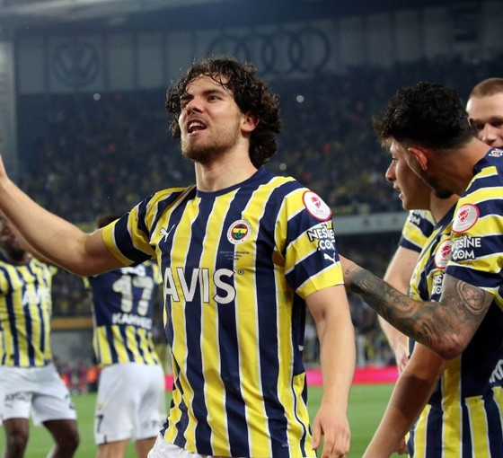 Fenerbahçe güle oynaya kupa finalinde