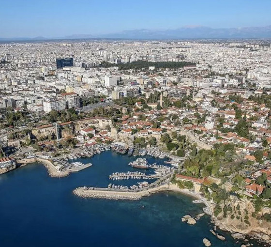 Antalya Ticaret Odası Başkanı: Kira artışları sürerse işyerleri kapanacak