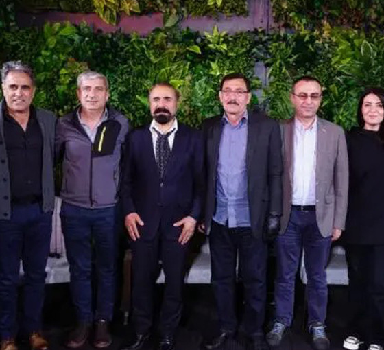 Kürt sanatçılardan sandık çağrısı: Bir adım geri adım atmamalı, 28 Mayıs'ta oy kullanmalı