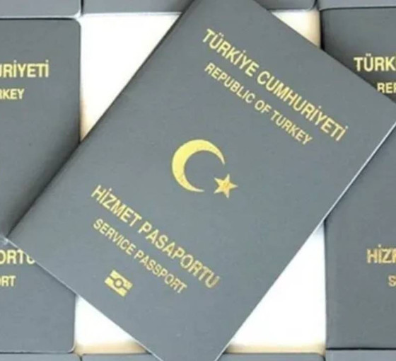 Gri pasaport davası: Tanık belediye başkanı 'deprem' gerekçesiyle dinlenemedi