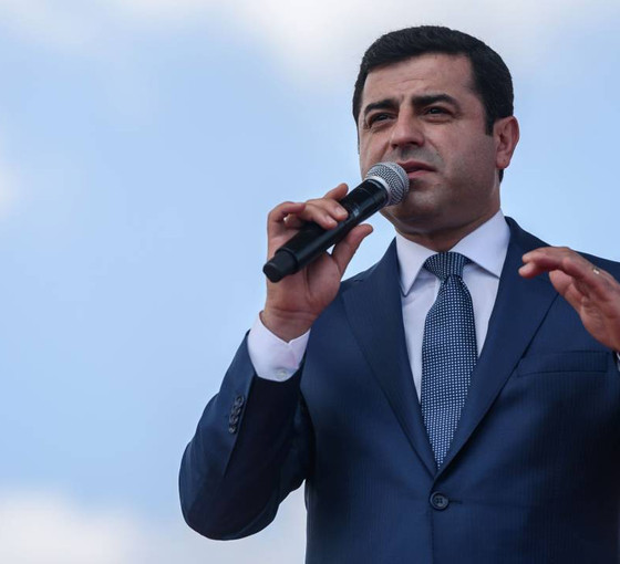 Selahattin Demirtaş ikinci tur çağrısı yaptı: Hiçbir gerekçeniz yoksa bile hatırım için sandığa gidin lütfen