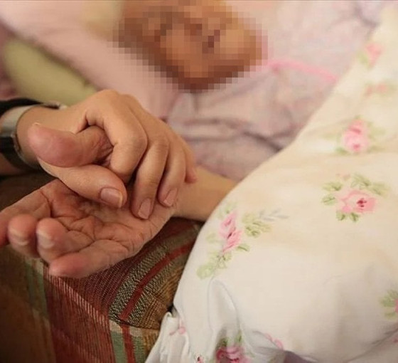 Hacer Foggo'dan yönetmelik tepkisi: 'Binlerce engellinin evde bakım yardımı kesilecek'