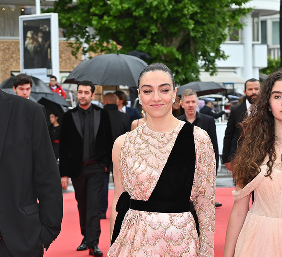 Cannes'da en iyi kadın oyuncu ödülü Merve Dizdar'ın