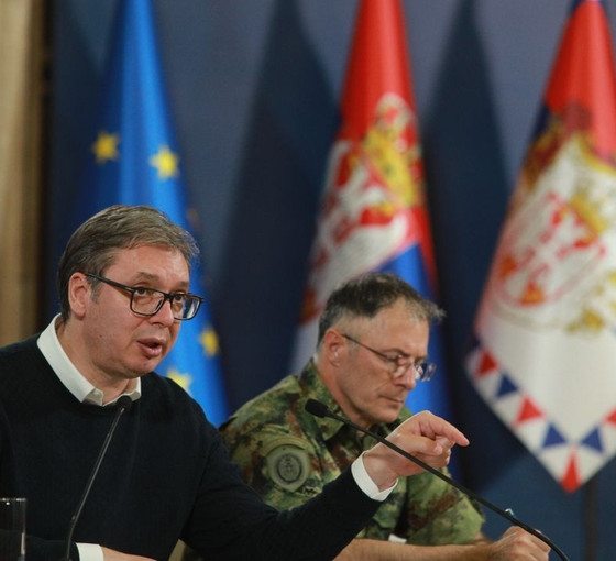 Sırbistan Cumhurbaşkanı Vucic, Kosovalı Sırplara seslendi: NATO ile çatışmaya girmeyin