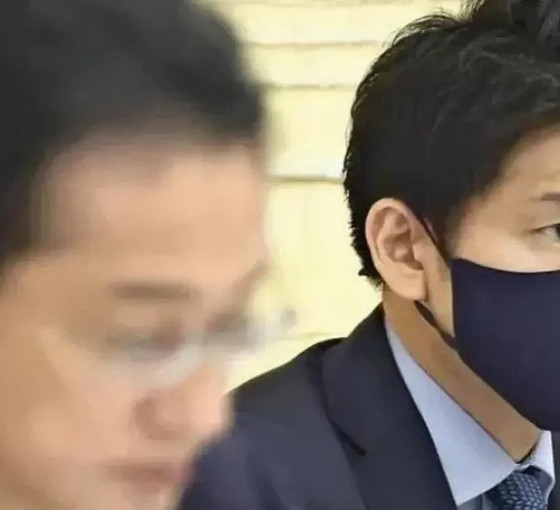 Japonya Başbakanı'nın oğlu sekreterlik görevinden kovuldu: Babasının resmi konutunda parti vermişti