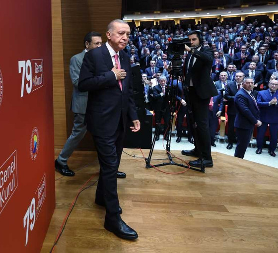 Erdoğan CHP ve Milet İttifakı'nı hedef aldı: Millet kumar masasını tekmeyi vurarak devirdi