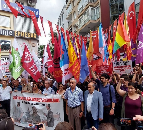 İzmir'de Gezi anması: Biz Geziciyiz siz gidici