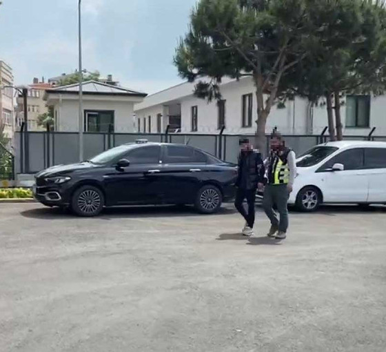 İstanbul'da CHP bürosuna saldırıda gözaltına alınan üç kişiden ikisi serbest
