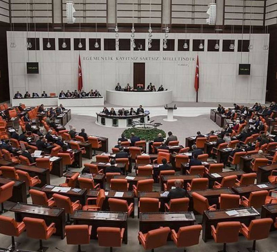 Meclis'te ilk gündem asgari ücret ve emekli aylıkları ile ilgili düzenleme