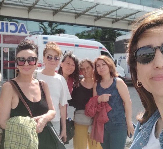 Ters kelepçeyle gözaltına alınan Cumartesi Anneleri serbest