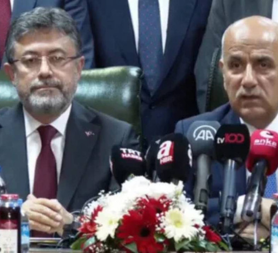 Tarım Bakanlığı'nda devir teslim: Bakan Yumaklı'dan 'yapısal reform' ve 'millileştirme' mesajı