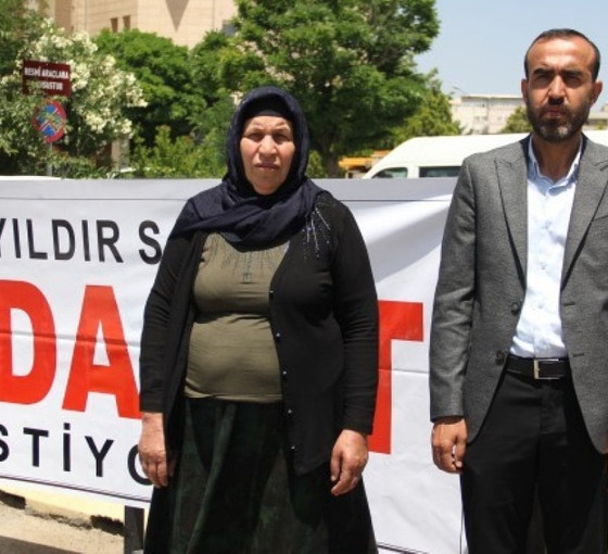 Şenyaşar ailesinden yeni bakana çağrı: 'Gereken yapılmazsa 'adalet' pankartını meclise asacağız'