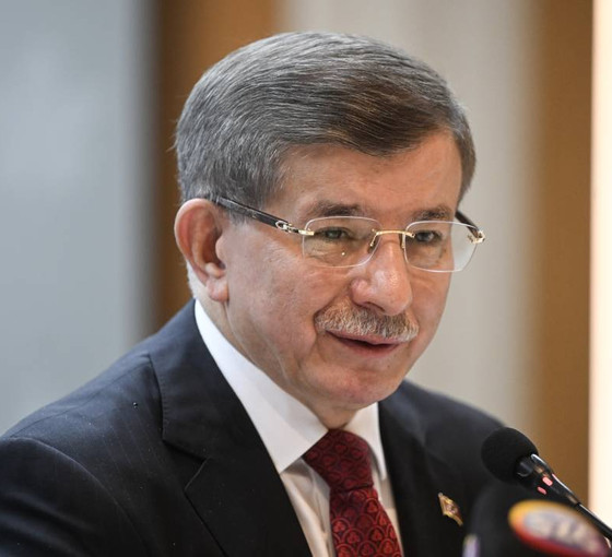 Ahmet Davutoğlu: Yeni kabine MHP etkisinin dışında oluştu
