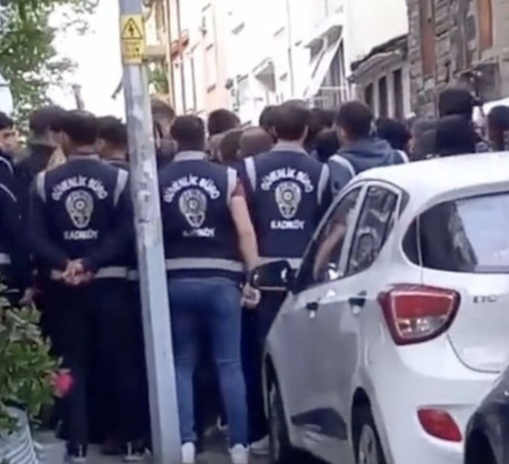 BEKSAV'ın 'Pride' filmi gösteriminde çok sayıda gözaltı