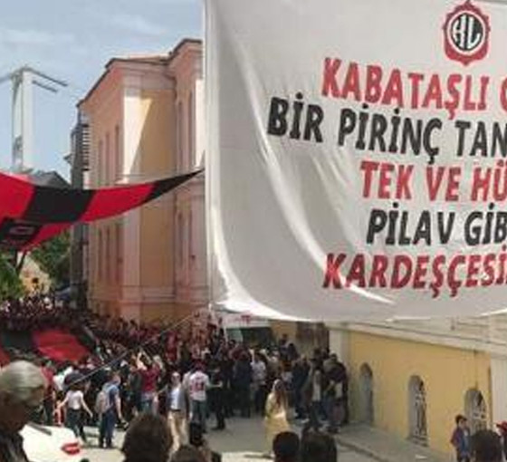 Kabataş'ın 115 yıllık Pilav Günü organizasyonu mezunların elinden alındı