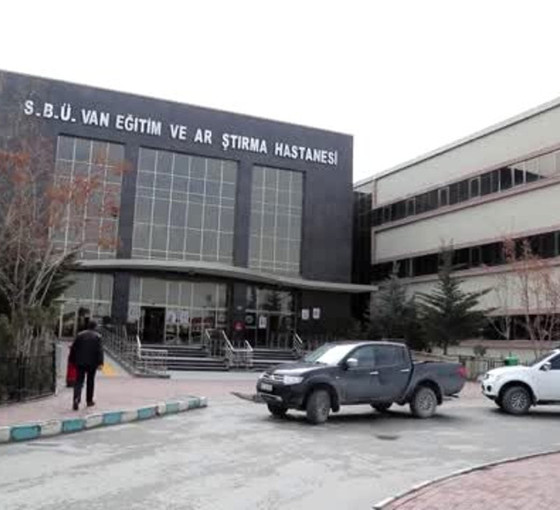 Özalp Belediyesi'ne ait araçta silahlı kavga: Bir ölü