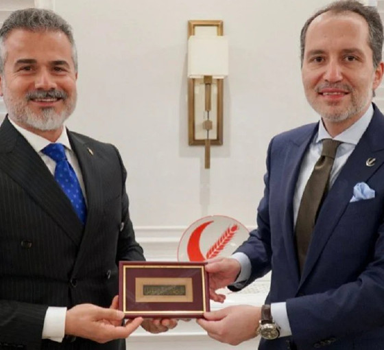 AKP’den istifa eden Suat Kılıç, Yeniden Refah Partisi’ne geçti